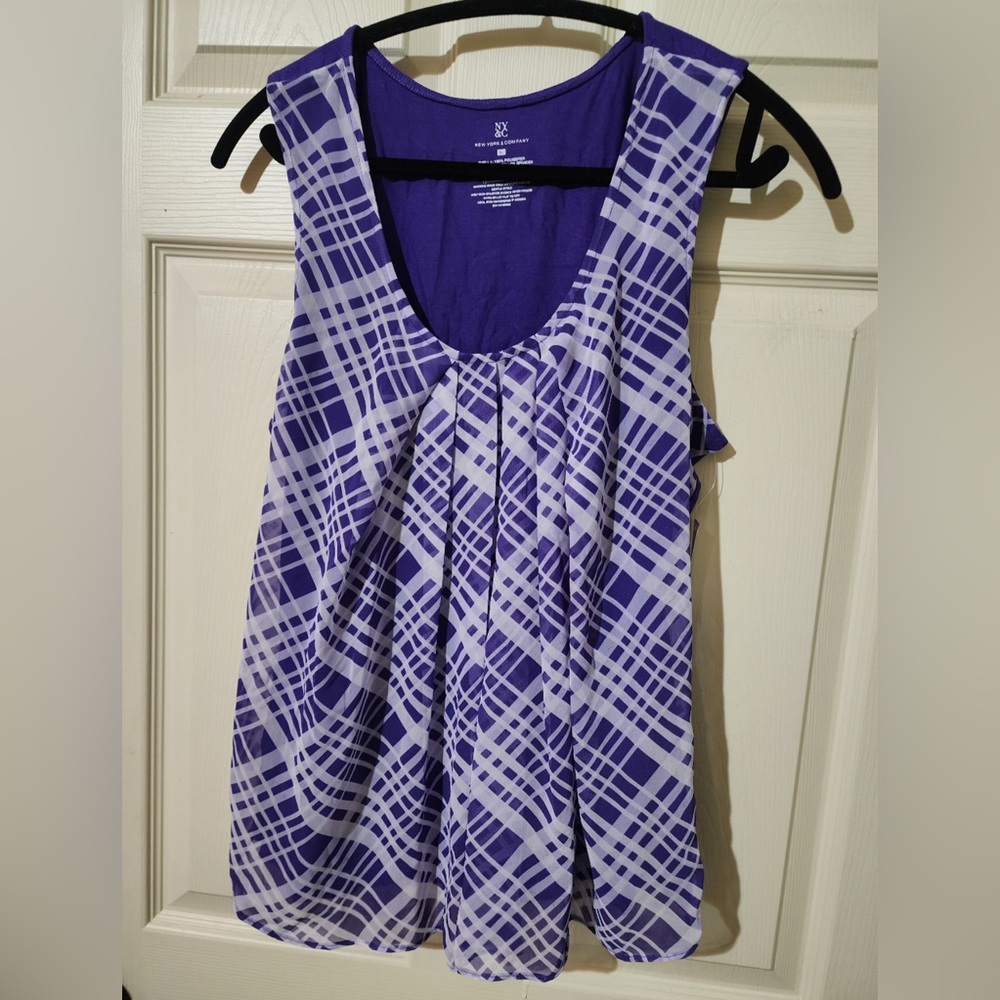 New York & Company Purple and White Pleated Tank Top